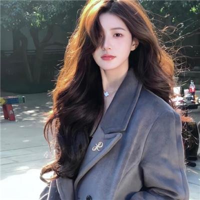 垃圾箱里的婴儿